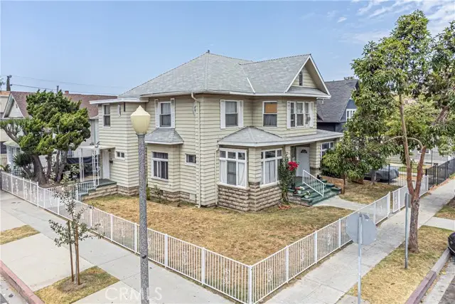 405 W 9th Street, Long Beach, CA 90813 - Image #1