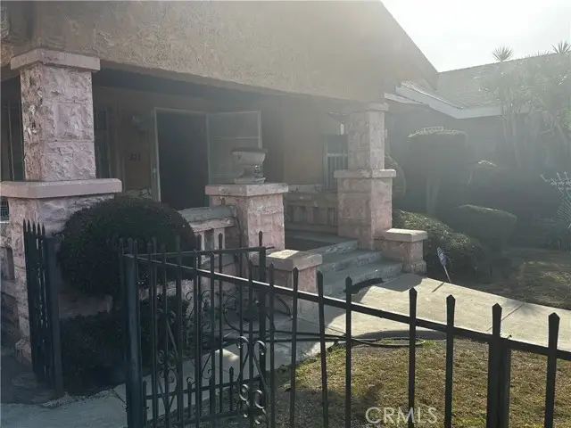 3612 S Gramercy Place, Los Angeles, CA 90018 - Image #2