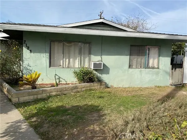 2128 N Bristol Street, Santa Ana, CA 92706
