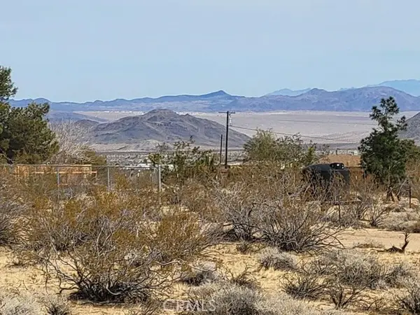 76 Deer Trail, Yucca Valley, CA 92284