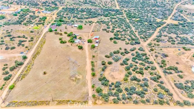 8288 White Road, Phelan, CA 92371 - Image #1