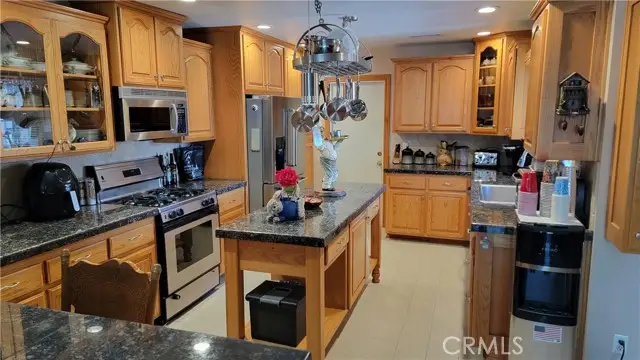 943 Berkenstock Lane, Placentia, CA 92870 - Image #3