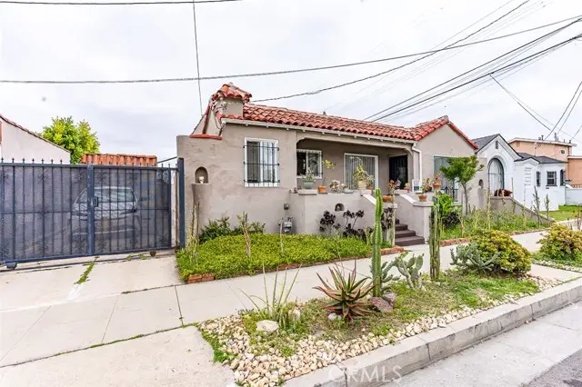 8462 S Denker Avenue, Los Angeles, CA 90047 - Image #2