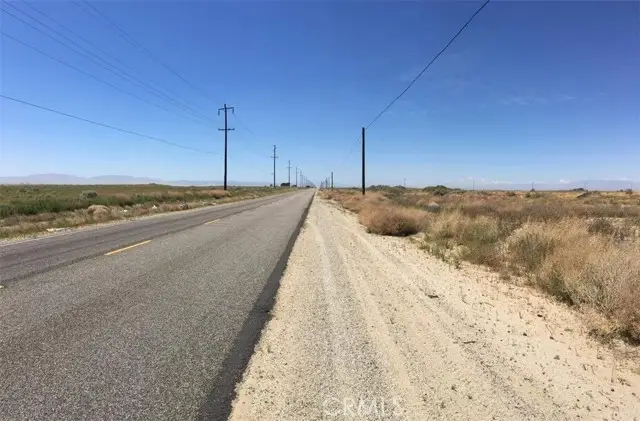 110 E Avenue J-8, Lancaster, CA 93535 - Image #2