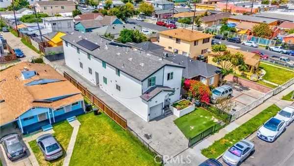 8711 Mckinley Place, Los Angeles, CA 90002