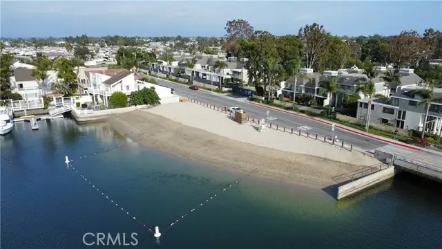 4162 Racquet Club Drive, Huntington Beach, CA 92649 - Image #2