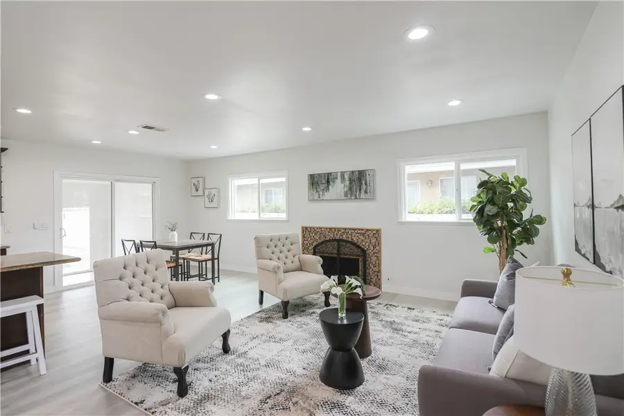 1419 W Laster Avenue, Anaheim, CA 92802 - Image #3