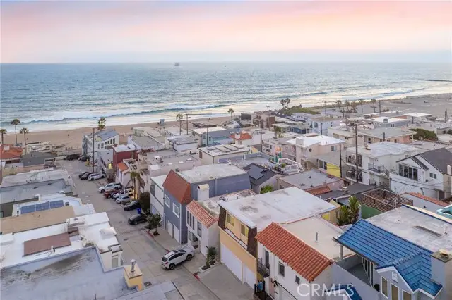 217 43rd Street, Manhattan Beach, CA 90266 - Image #3