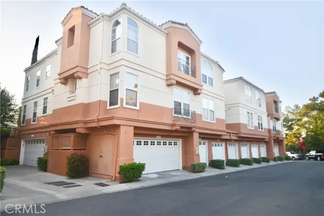 1041 S San Marino Way, Anaheim, CA 92808 - Image #1