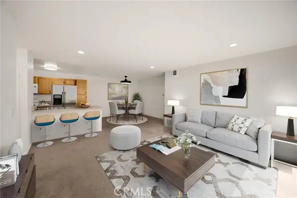 2521 W Sunflower Avenue #R8, Santa Ana, CA 92704