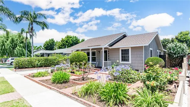 5449 E Fairbrook Street, Long Beach, CA 90815 - Image #3