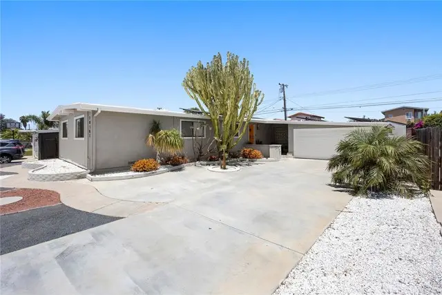 18101 Kirk Avenue, Tustin, CA 92780 - Image #3