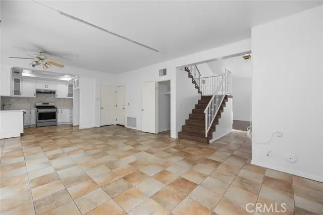 7527 Tampa Avenue #1, Reseda, CA 91335 - Image #3