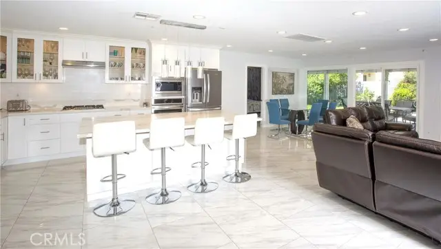 6051 Summerdale Drive, Huntington Beach, CA 92647 - Image #3