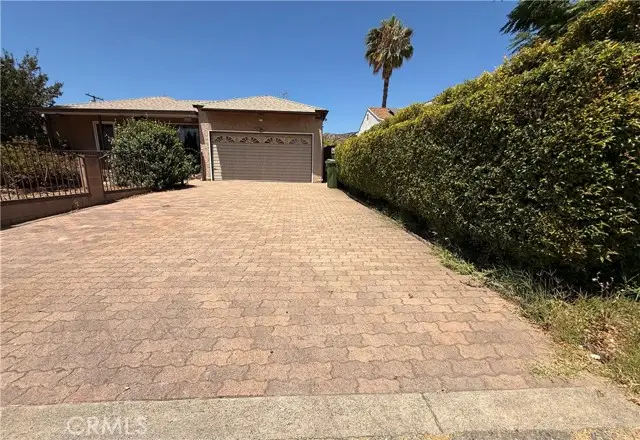 9929 Saticoy Street, Burbank, CA 91504 - Image #2