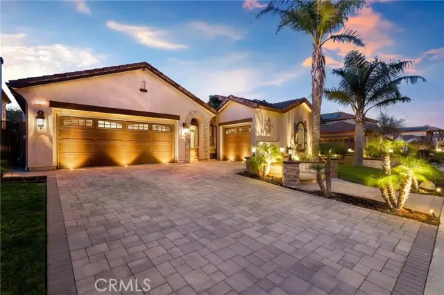 2571 N Skytop Court, Orange, CA 92867 - Image #2