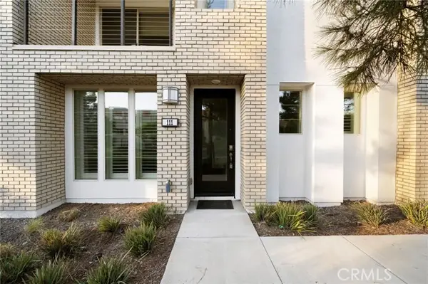 111 Cadence, Irvine, CA 92618