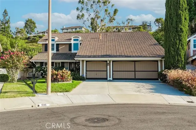 595 S Avenida Faro, Anaheim, CA 92807 - Image #2