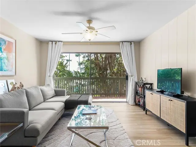 576 N Bellflower Boulevard #209, Long Beach, CA 90814 - Image #3