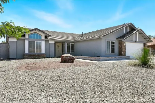 6757 Loma Vista Avenue, Hesperia, CA 92345 - Image #2