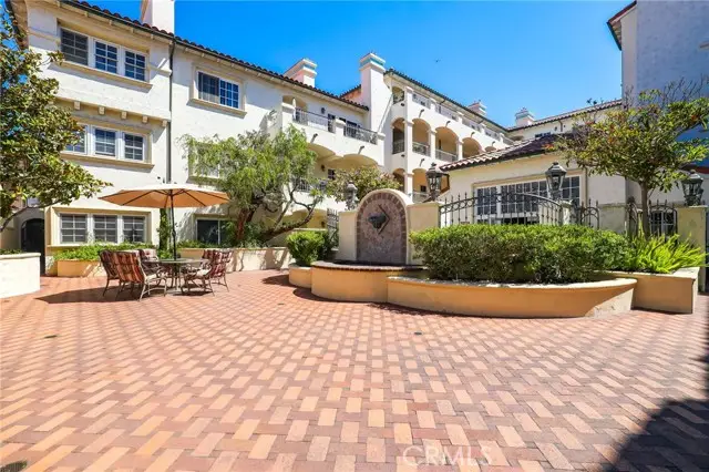 1901 E Ocean Boulevard #103, Long Beach, CA 90802 - Image #3