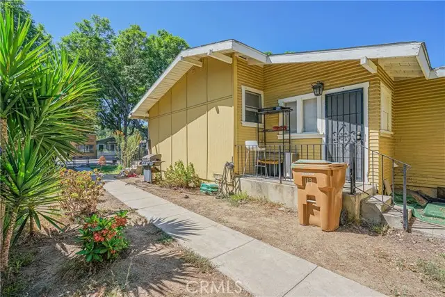 119 W Valencia Drive, Fullerton, CA 92832 - Image #2