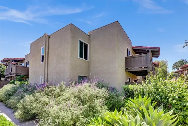 1345 Cabrillo Park Drive #R02, Santa Ana, CA 92701 - #3