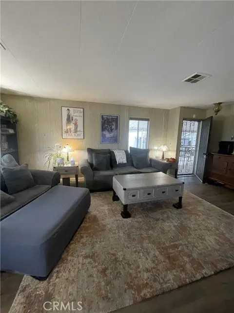 13 Palm Via, Anaheim, CA 92801 - Image #2