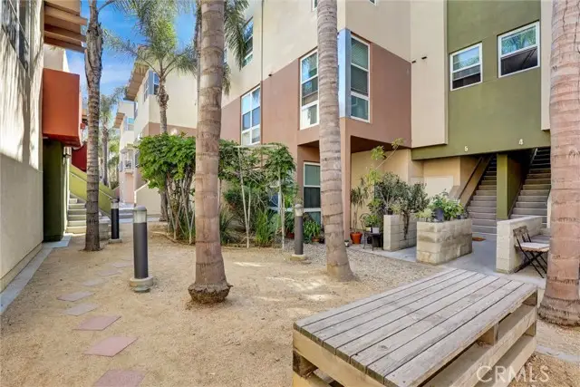 302 E 19th Street #7, Long Beach, CA 90806 - Image #1