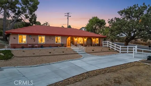 28300 Rawlings Road, Hemet, CA 92544 - Image #2