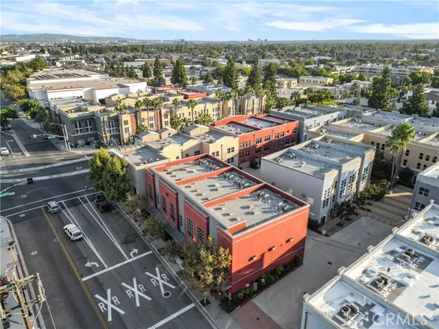 706 N Santiago Street, Santa Ana, CA 92701 - #3