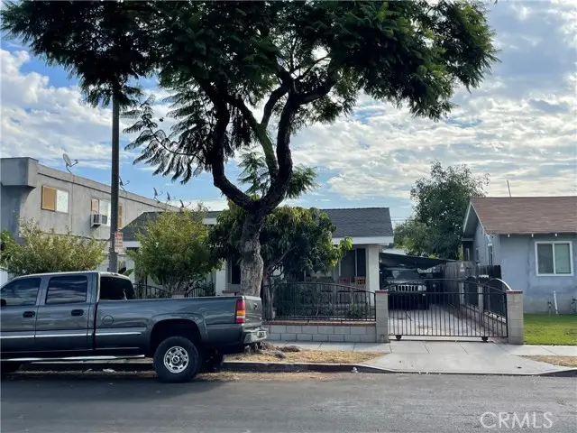 2366 Linden Avenue, Long Beach, CA 90806 - Image #1