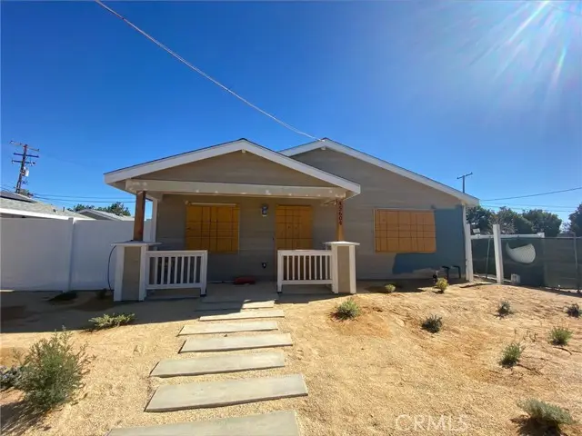 45604 Cedar Avenue, Lancaster, CA 93534 - Image #2