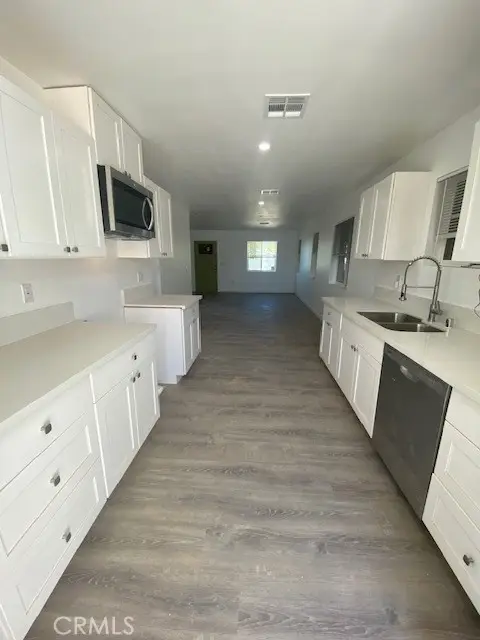 45610 Cedar Avenue, Lancaster, CA 93534 - Image #2