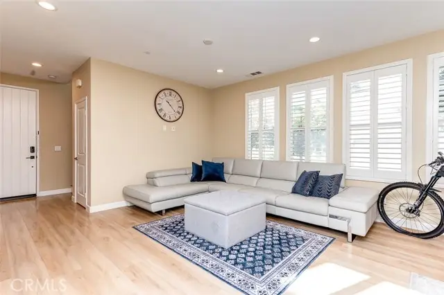 135 Fixie, Irvine, CA 92618 - Image #3