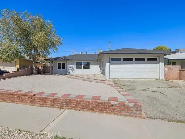 611 E Ovington, Lancaster, CA 93535