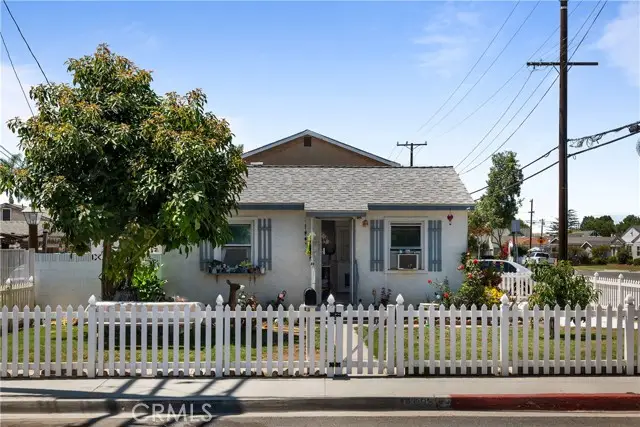 16403 Parkshire Court, Paramount, CA 90723 - Image #3