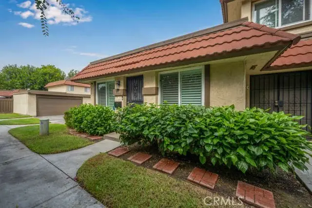 2697 W Parkside Lane, Anaheim, CA 92801 - Image #3