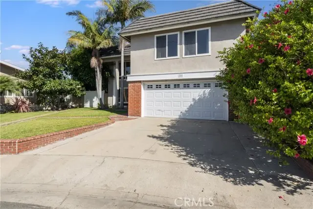 3560 Iris Cir, Seal Beach, CA 90740 - Image #2
