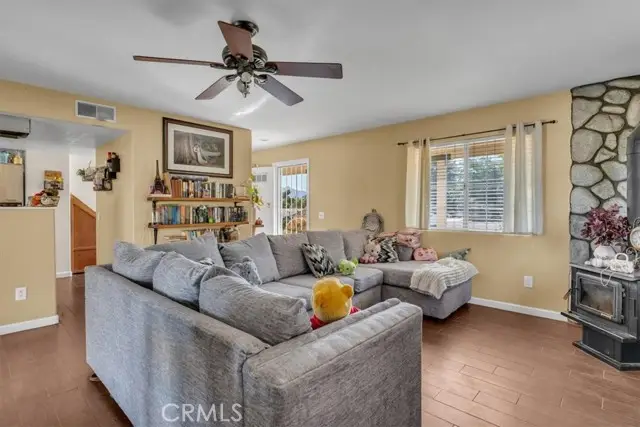 16336 Adelia, Hesperia, CA 92345 - Image #3