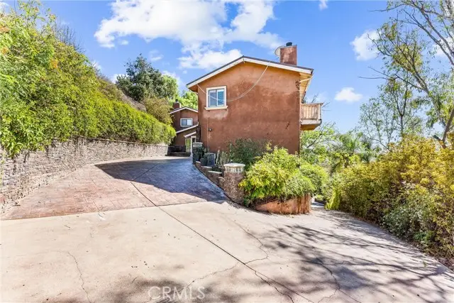 105 Reposado Drive, La Habra Heights, CA 90631 - Image #3