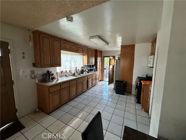 1612 E Stockton, Compton, CA 90221 - #3