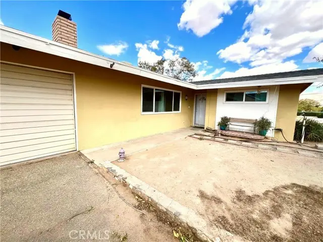 18236 Danbury, Hesperia, CA 92345 - Image #2