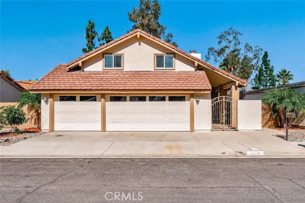 6633 E Paseo Del Norte, Anaheim, CA 92807