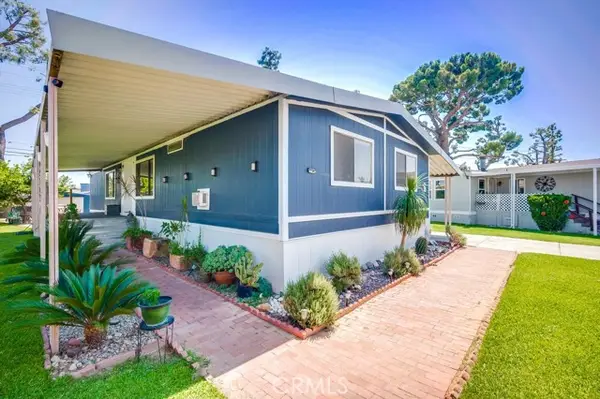 17400 Valley Blvd #6, Fontana, CA 92335