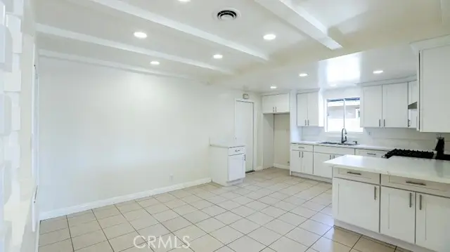 2910 W Cubbon, Santa Ana, CA 92704 - Image #2