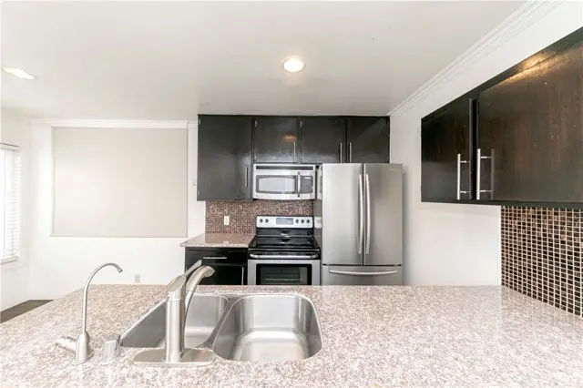 525 S Ardmore Avenue #336, Los Angeles, CA 90020 - Image #3