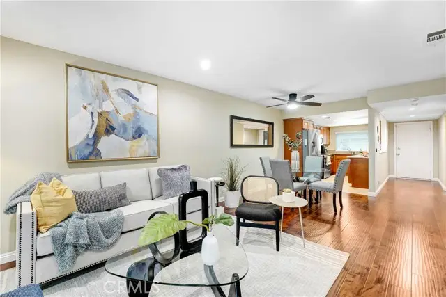 6882 Alondra #26, Paramount, CA 90723 - Image #2