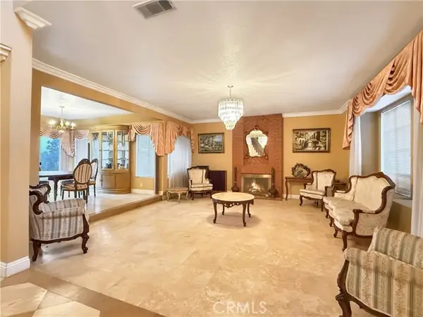 9821 Sunrise, Tustin, CA 92705