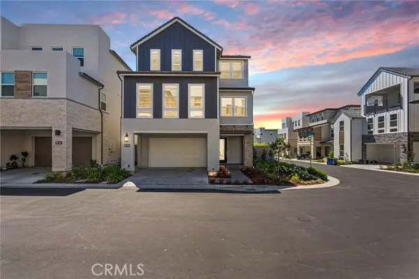 200 Newton, Lake Forest (el Toro), CA 92630